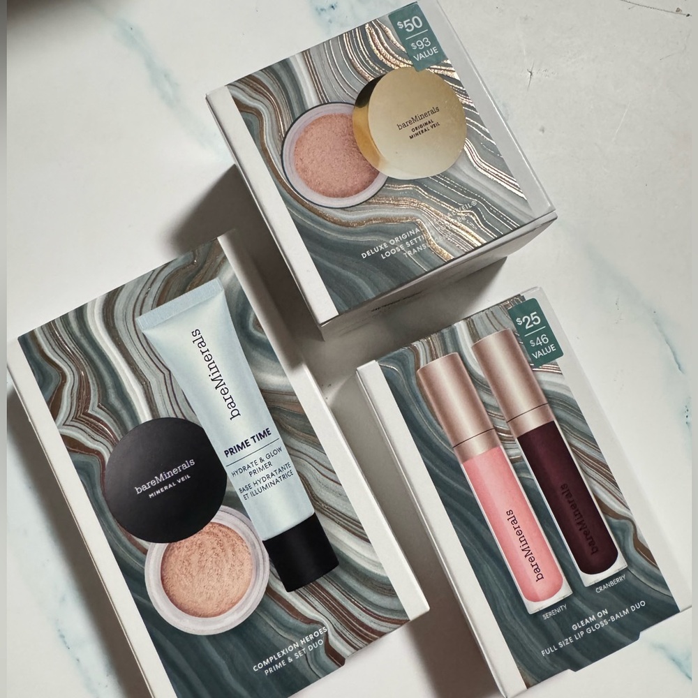 bareMinerals holiday  and Lip sets